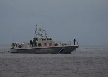 SOS εκπέμπουν οι λιμενικοί στη δυτική Κρήτη για τις μεγάλες μεταναστευτικές ροές: «Δοκιμάζεται η αντοχή μας!»