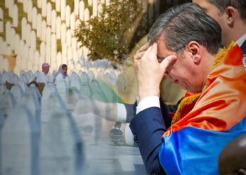 Oι Γερμανοί θέλουν να ανάψουν νέες «φωτιές» στα Βαλκάνια: Η Ελλάδα απείχε (ευτυχώς) από το ψήφισμα για την «γενοκτονία» στην Σρεμπρένιτσα