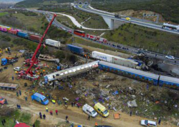 Έγκλημα στα Τέμπη: Εύρημα σοκ ανατρέπει τα πάντα – Εντοπίστηκε οστό θύματος σε οικόπεδο, όπου μεταφέρθηκαν τα μπάζα