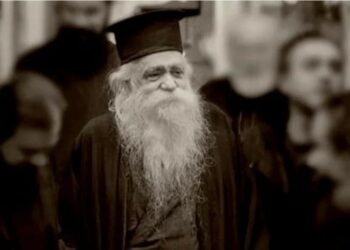Θα έρθουν πολύ δύσκολοι καιροί, αλλά όλα επιτρέπονται από τον Θεό. Θα δείτε και θα καταλάβετε τη βρωμιά γύρω σας κυρίως στην πολιτική