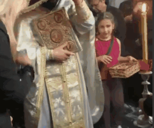 Φιλαρμονική μέσα σε Ναό. Η κατρακύλα δεν έχει τέλος!