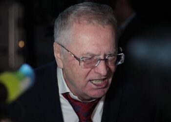 «Μιλάμε για τον Τρίτο Παγκόσμιο Πόλεμο»: Η αιματηρή πρόβλεψη του Ζιρινόφσκι για το 2024.