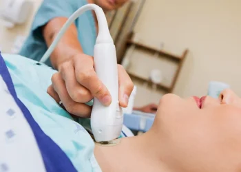 Υπέρηχος θυρεοειδή. Tι δείχνει; Πότε γίνεται; Τι προετοιμασία απαιτεί;