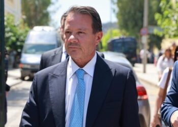 Απόστολος Λύτρας: Δικαιοσύνη και μίντια χορεύουν στους ρυθμούς ενός κακοποιητή – Όλη η χώρα έχει γίνει παιχνιδάκι ενός «πιασμένου» μεγαλοδικηγόρου