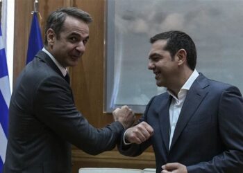 ΑΠΟΣΤΟΛΟΥ : ΕΘΕΛΟΔΟΥΛΟΙ ΚΑΙ ΟΛΕΤΗΡΕΣ ΠΟΛΙΤΙΚΟΙ ΞΕΠΟΥΛΟΥΝ ΤΗΝ ΕΛΛΑΔΑ