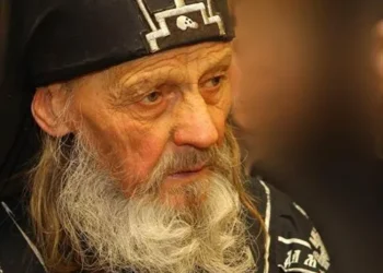 Δρ. Κ. Βαρδάκας : ΛΙΓΟ ΠΙΟ ΠΕΡΑ – Μαρτυρία για την ΠΟΛΗ και πως συνάδει με την ΠΡΟΦΗΤΕΙΑ του ΓΕΡΟΝΤΑ ΙΩΝΑ για τον Πόλεμο στην Ουκρανία.