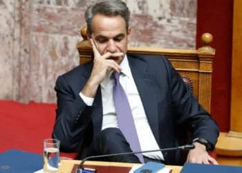 Η «κατάρα της δεύτερης τετραετίας» άρχισε να χτυπά τον Κυριάκο
