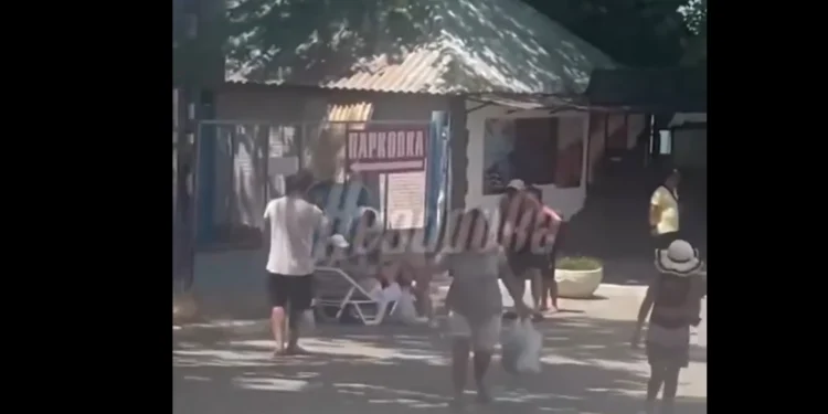 Λουτρό αίματος στην Σεβαστούπολη: Κατάμεστη παραλία χτυπήθηκε με βόμβες διασποράς!