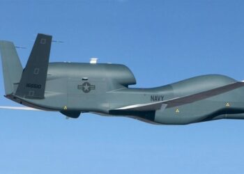 Ρωσία: Βάζει στο στόχαστρο τα αμερικανικά RQ-4B Global Hawk που πετούν στη Μαύρη Θάλασσα!