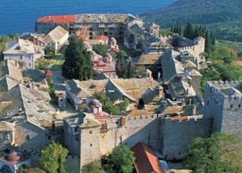 Οὐκρανοὶ (Σχισματικοί) εἰς Ἅγιον Ὄρος Ἐν Βίγλᾳ