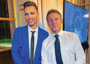 Μαρία Δεναξά : Ο Μακρόν επενδύει στη σεξουαλική διαστροφή!
