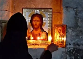 Π. Αυγουστίνος Καντιώτης: «Tι να κάνουμε για να σωθούμε;… Εύκολη η σωτηρία μας»
