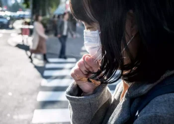 Συναγερμός στην Ιαπωνία: Βακτήριο που τρώει τη σάρκα εξαπλώνεται με ταχείς ρυθμούς – Μπορεί να σκοτώσει άνθρωπο μέσα σε 48 ώρες