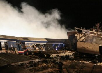 Μήνυση κατά της Ιατροδικαστικής Υπηρεσίας από συγγενείς θυμάτων στα Τέμπη