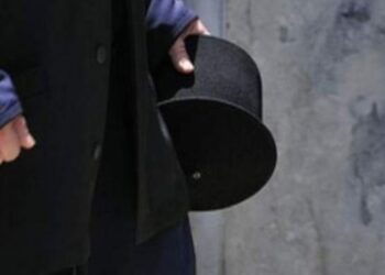 Γ.Μ : Άκου παπά ,άκου καλόγερε ….