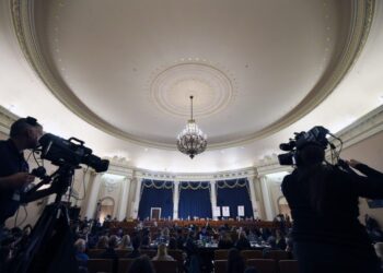 «Είναι τρομακτικό»! Ποιοι ανησυχούν ότι θα πάνε φυλακή αν εκλεγεί ο Τραμπ στις ΗΠΑ