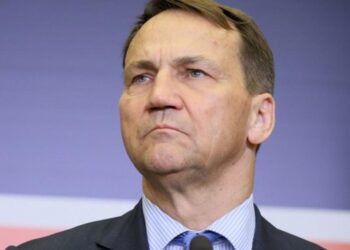 “Φιρί-φιρί” το πάνε!-Πολωνός ΥΠΕΞ: Χρειαζόμαστε ένα παιχνίδι κλιμάκωσης με τη Ρωσία-Μπορούμε να νικήσουμε το Κρεμλίνο