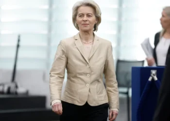 Ο «σκόπελος» των 361 ψήφων για τη Φον ντερ Λάιεν και τα σενάρια των Βρυξελλών