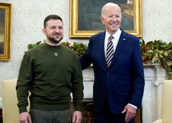 Μπάιντεν : «Κυρίες και κύριοι σας παρουσιάζω τον πρόεδρο της Ουκρανίας τον… Βλάντιμιρ Πούτιν»!
