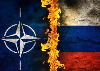 Paul Craig Roberts : Η Δύση προετοιμάζεται για Παγκόσμιο πόλεμο, αλλά για ποιον λόγο…;