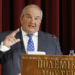 «Γκρέμισε» τη Χάγη ο Καραμανλής! «Σφυροκόπημα» για τη στρατηγική και την αλαζονεία Μητσοτάκη