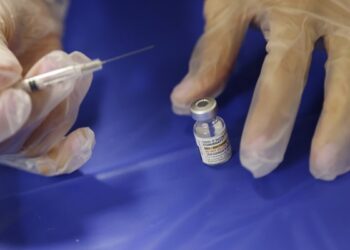 Ξαφνική θύελλα στην Ιταλία με νόμο που αφορά τα υποχρεωτικά εμβόλια στα παιδιά