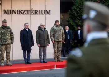 Εκεί μας οδηγούν! «Η κοινωνία πρέπει να εγκαταλείψει προσωρινά ορισμένες ελευθερίες για χάρη της επιβίωσης»