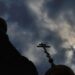 Οπαδοί του ΠΑΟΚ και της ΑΕΚ υπέρ της Μονής Εσφιγμένου – ΒΙΝΤΕΟ