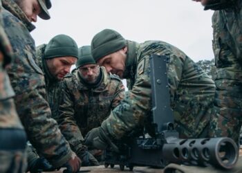 Εκατοντάδες Γερμανοί πολεμούν στο πλευρό των ρωσικών δυνάμεων στην Ουκρανία!