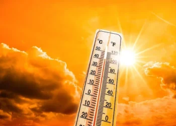 Οδηγίες προστασίας από τον καύσωνα για τις ευπαθείς ομάδες. Οι λόγοι που οι καρδιοπαθείς κινδυνεύουν περισσότερο