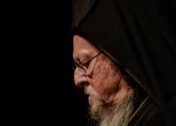 Ποιός σε ακούει άνθρωπε και ποιος σε υπολογίζει.