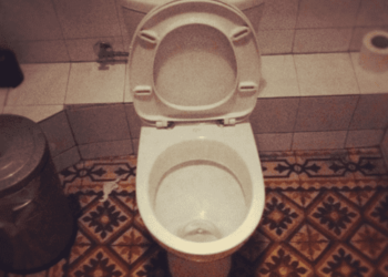 Ανατριχιασμός.