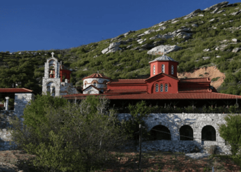 Φωνάξαμε δυνατά το όνομα του Αγίου Παντελεήμονος και κατόπιν του πατρός Σίμωνος!