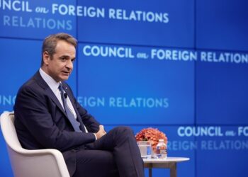 Ελευθέριος Ανδρώνης : Εξωτερική πολιτική της φάπας: Οι Σκοπιανοί έχουν κάνει «σουρωτήρι» τις Πρέσπες και ο Μητσοτάκης δήλωσε ότι «έχει ανησυχίες»!