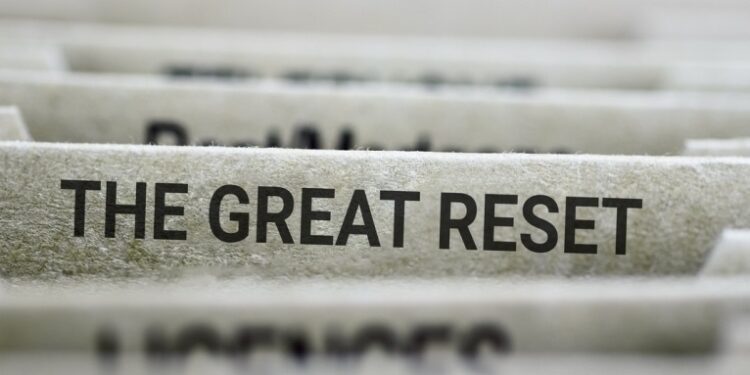 Κρίσιμοι οι επόμενοι 6 μήνες – Tο Great Reset προετοιμάζει την απόλυτη δυστοπία, θα υπάρξουν αίμα, θάνατος και πόλεμος