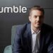 Φυγαδεύτηκε από την Γαλλία ο CEO του Rumple: «Δέχομαι απειλές από τις Αρχές – Θα αγωνιστούμε για την ελευθερία της έκφρασης»