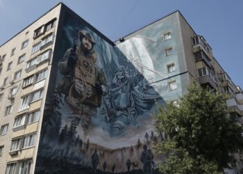 Αμερικανοί δίνουν εντολή παγκοσμίου πολέμου από το Κίεβο: «Ξεσκίστε τον Πούτιν»! vid