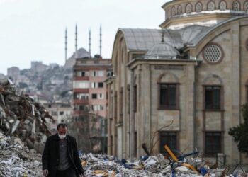 Τουρκία: Εφιαλτική πρόβλεψη επιστήμονα για σεισμό 7,5 Ρίχτερ – Πότε και πού θα «χτυπήσει»