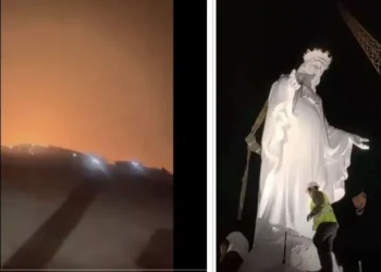 ΔΑΙΜΟΝΙΣΤΗΚΕ ΜΕ ΤΗΝ ΠΑΝΑΓΙΑ Ο ΝΕΤΑΝΙΑΧΟΥ και βομβάρδισε τη Χομς όπου σηκώθηκε η Παναγία της Ανατολής.. ΌΠΟΙΟΣ ΚΑΙΕΙ ΤΟΝ ΟΥΡΑΝΟ Ο ΟΥΡΑΝΟΣ ΘΑ ΤΟΝ ΚΑΨΕΙ ΒΙΝΤΕΟ