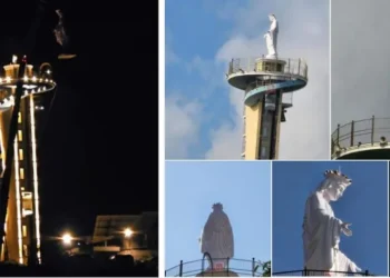 Εντυπωσιακή ύψωση γιγαντιαίου αγάλματος της Παναγίας της Ανατολής στην Κοιλάδα των Χριστιανών στη Συρία. Υπερθέαμα… ο Άσαντ έσβησε και την Μαύρη Τελετή των Σατανολυμπιακών!