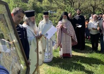Οι Αγιορείτες έκαναν λιτανεία και άρχισε να βρέχει…