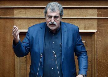 Απάντηση Πολάκη σε Λινού για τη μήνυση: «Έχεις θράσος τελικά – Ξεκίνα το πακετάρισμα»