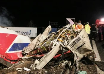 Νέα μήνυση 21 πολιτών κατά Μητσοτάκη και υπουργών για τα Τέμπη