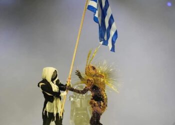 Ν.ΔΑΠΕΡΓΟΛΑΣ, “ΚΟΥΦΟΙ ΚΑΙ ΤΥΦΛΟΙ ΜΠΡΟΣΤΑ ΣΤΟ ΔΑΙΜΟΝΙΚΟ ΞΕΣΑΛΩΜΑ”