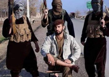 Συναγερμός στην Ευρώπη-Αφγανικές συμμορίες με στρατιωτικές στολές και AK-47 ουρλιάζουν: Η κατάκτηση σας είναι κοντά inshaAllah” (Βίντεο)