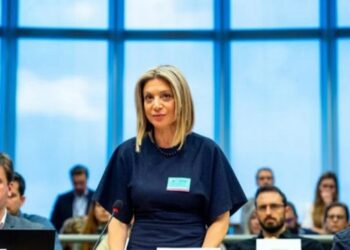 Παρέμβαση – κόλαφος Καρυστιανού – «Όχι» στον διορισμό Τζιτζικώστα στις Μεταφορές – Μύδροι κατά Μητσοτάκη