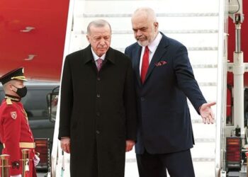 Κρινιώ Καλογερίδου : Πίσω από τη ”Μικρή Μέκκα” ο Ερντογάν;