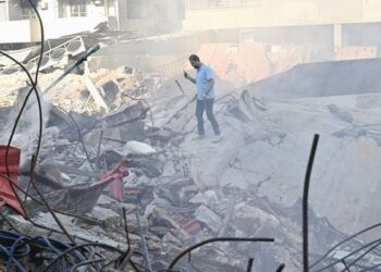 Βόμβες «bunker buster»: Κρατήρας πολλών μέτρων άνοιξε στη Βηρυτό! Συγκλονιστικά ΒΙΝΤΕΟ