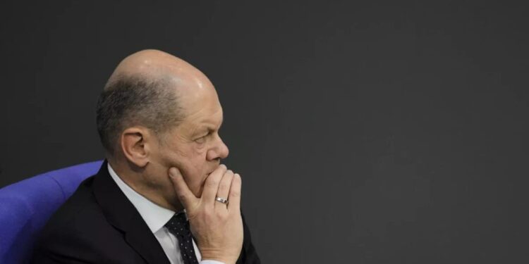 POLITICO> Γιατί η νίκη του SPD στο Βρανδεμβούργο με ισχνή διαφορά δεν αφήνει στον Olaf Scholz κανένα περιθώριο για χαμόγελα