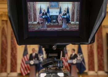 Ρωσία/ΝΑΤΟ ώρα μηδέν! Οι πρώτες επίσημες αντιδράσεις μετά το πολεμικό τελεσίγραφο της Ρωσίας